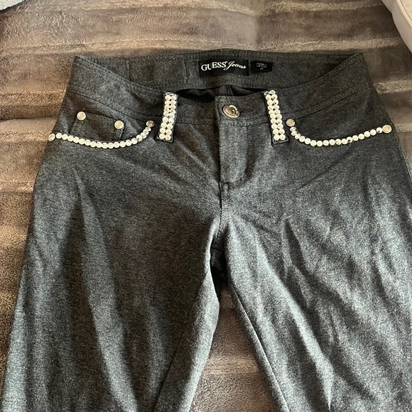 Gray stretchy pants Guess jeans size 24 - Picture 1 of 16